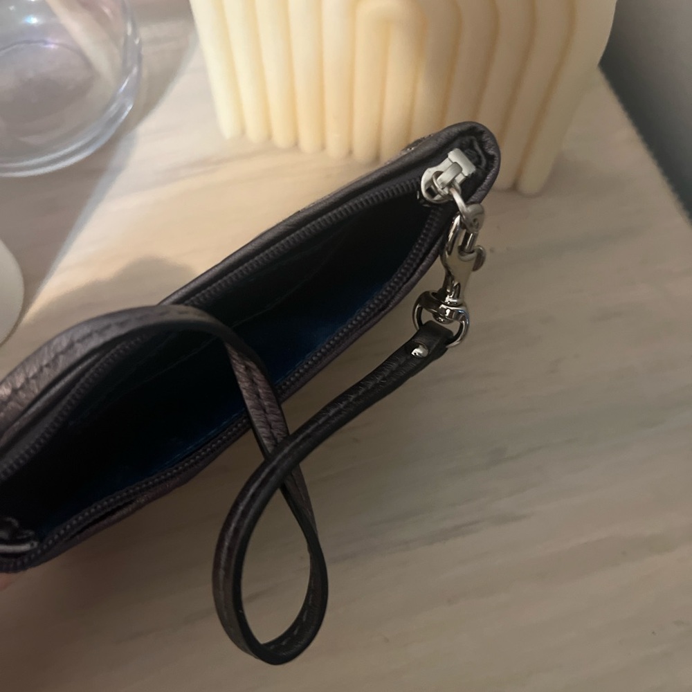 Coach Wallet - Picture 4 of 6